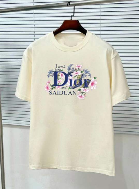 Picture of Dior T Shirts Short _SKUDiorS-2XL11Lr3816415